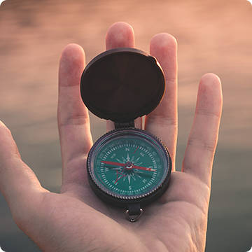 3대 이니셔티브 - 글로벌화, 전문화, 고부가가치화 상징 이미지